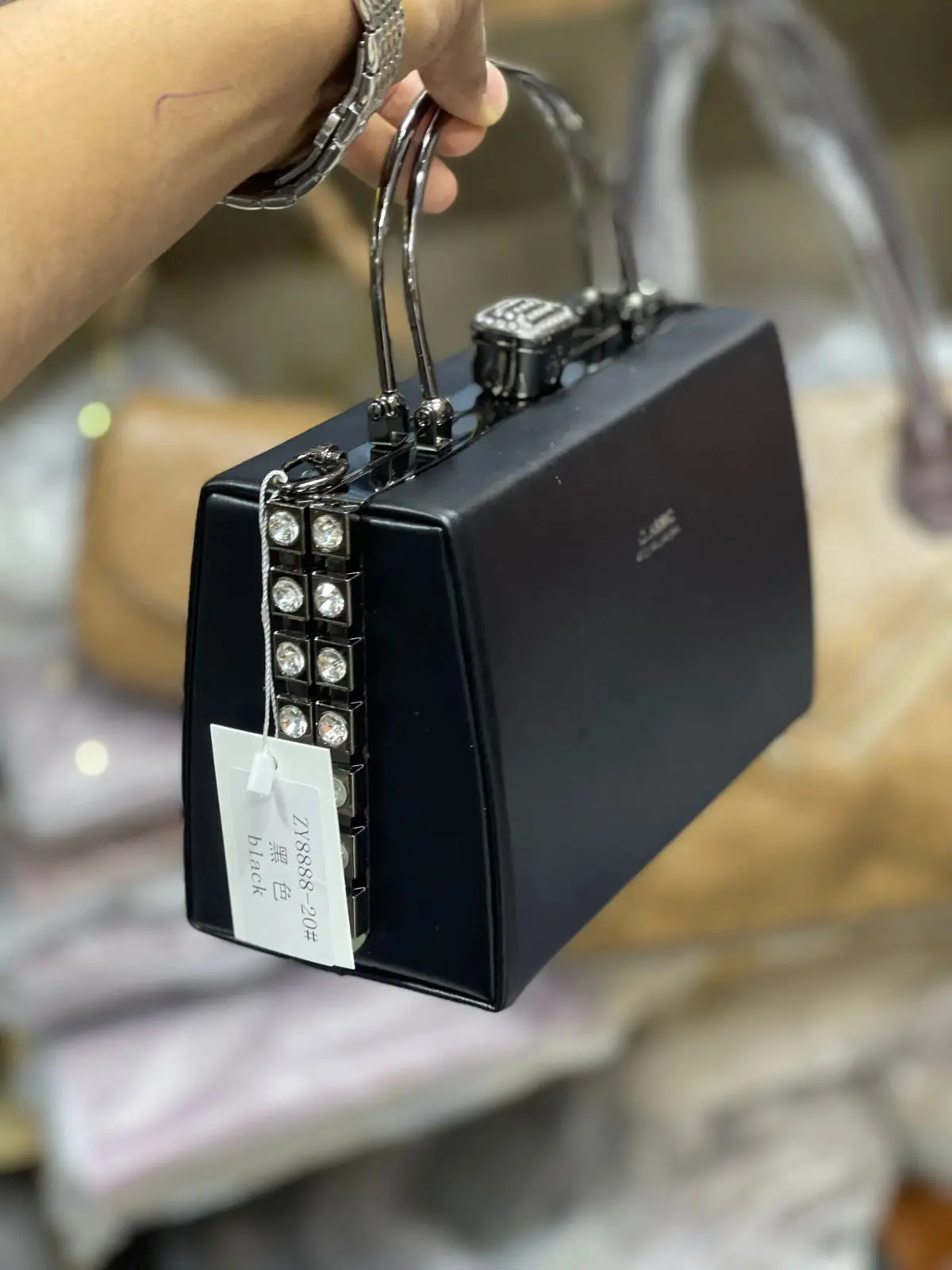 Image 4 of Bossy handbag